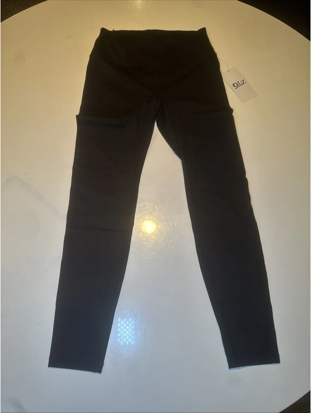 QLZ - Yoga Leggings - Black -  Size Large  (L) - New With Tags!